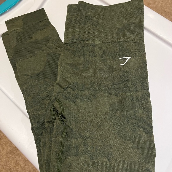 Medium Camo Gymshark Leggings - Picture 2 of 5